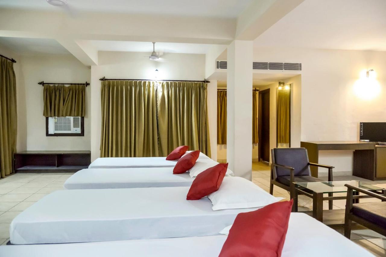 Oyo 15149 Hotel Ajoy Minar Mandarmani Exterior photo