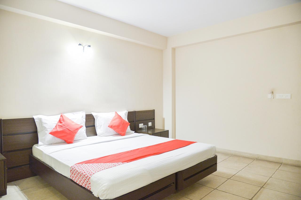 Oyo 15149 Hotel Ajoy Minar Mandarmani Exterior photo